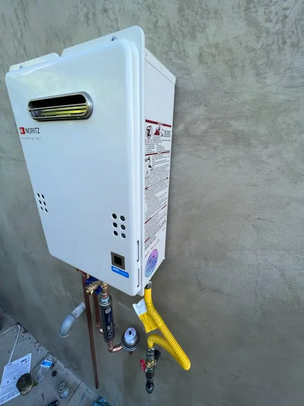 Tankless water heater installation for Tuscaloosa homes